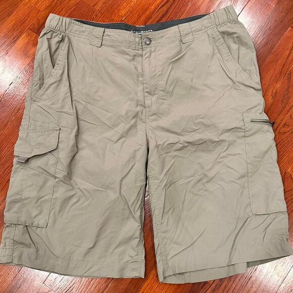Columbia Other - Columbia-sportswear Men's Tan and Cream Shorts